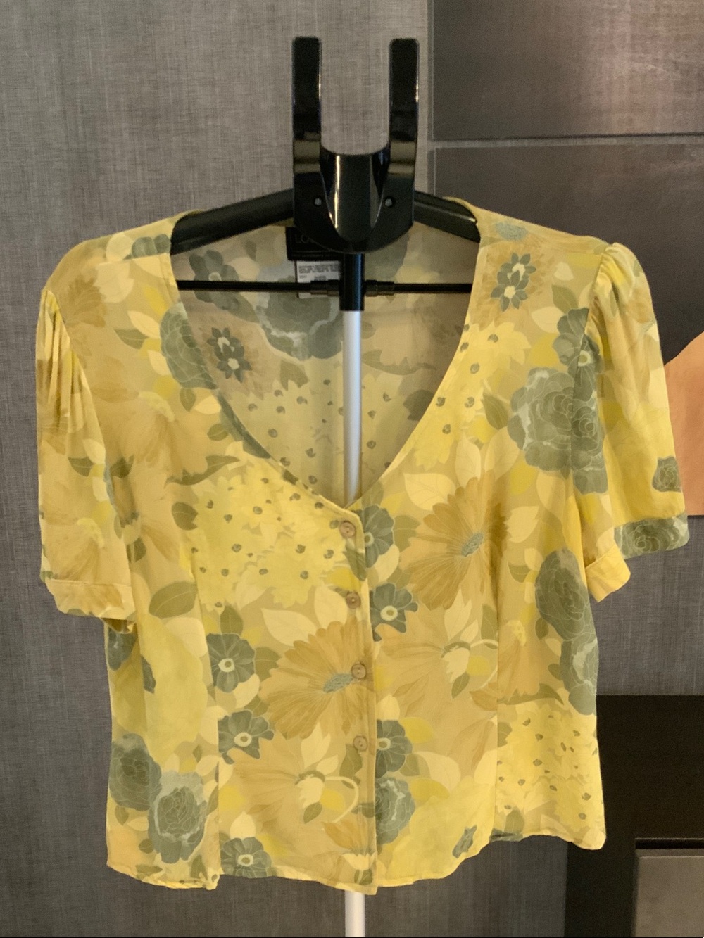 Louben Yellow Floral Button Front Blouse 14